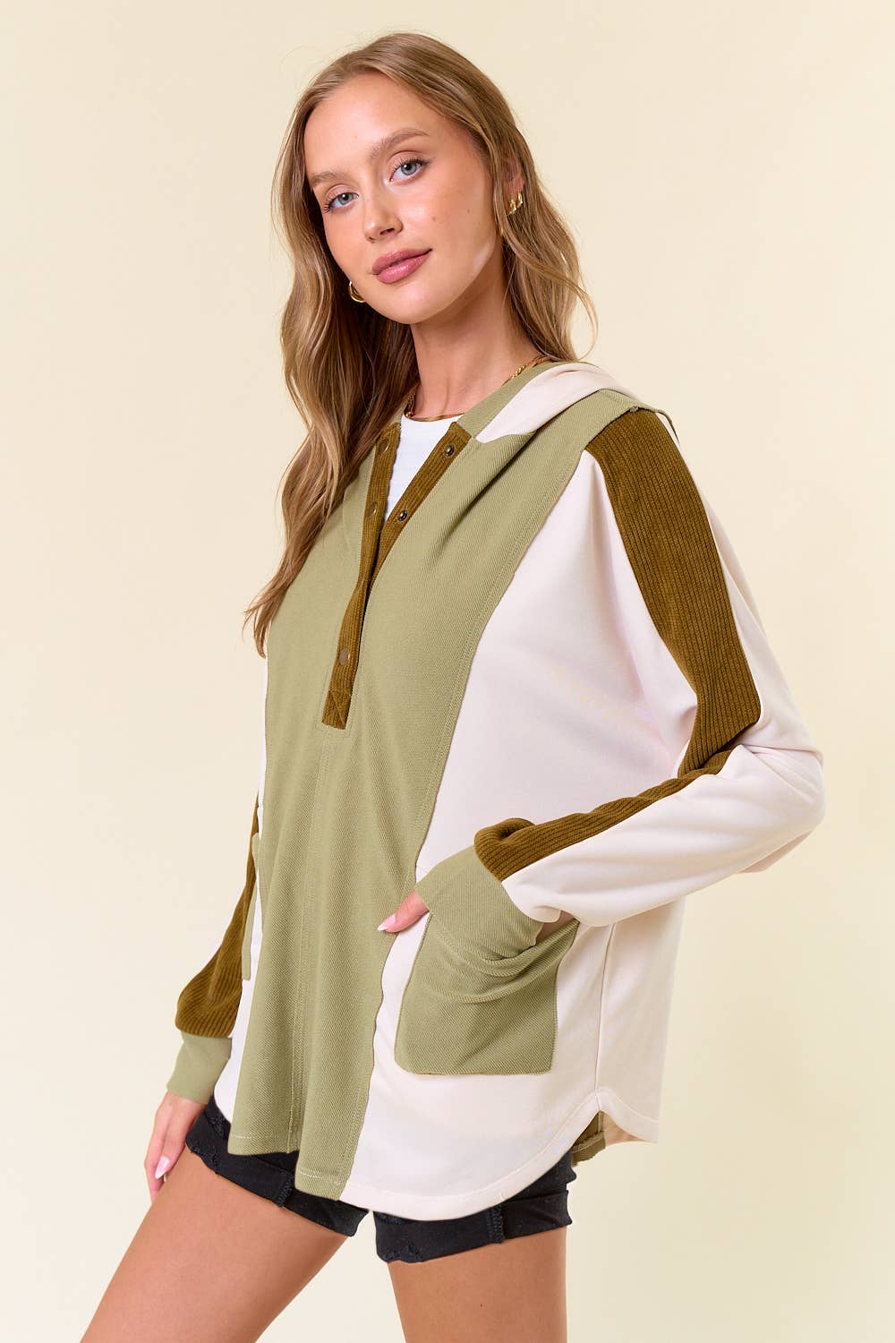 Cute Colorblock Pullover Top
