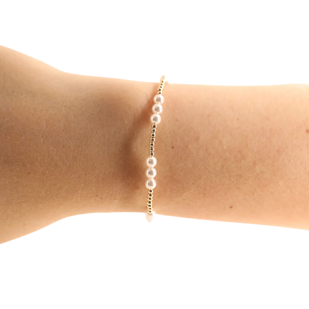 ILY Pearl Bracelet (Gold)