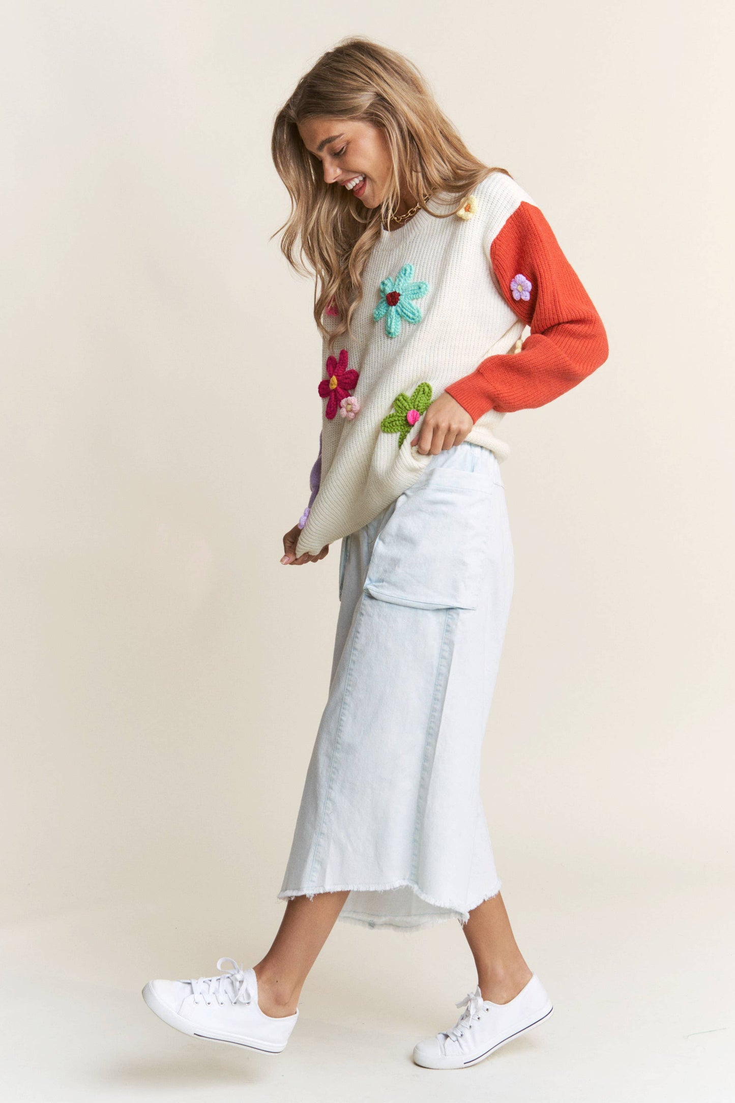 Cute Colorblock Floral Sweater