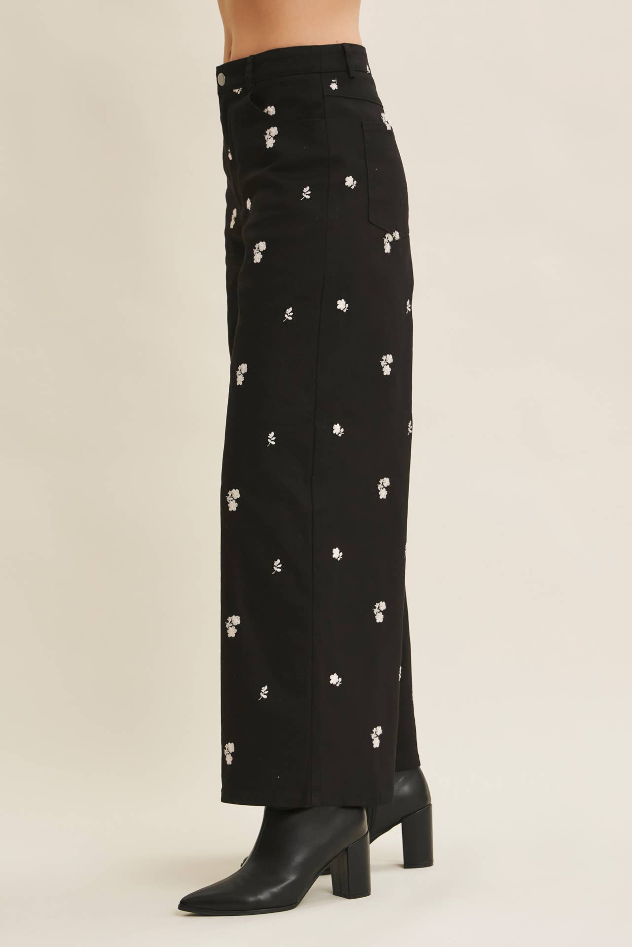 Floral Embroidered Pants