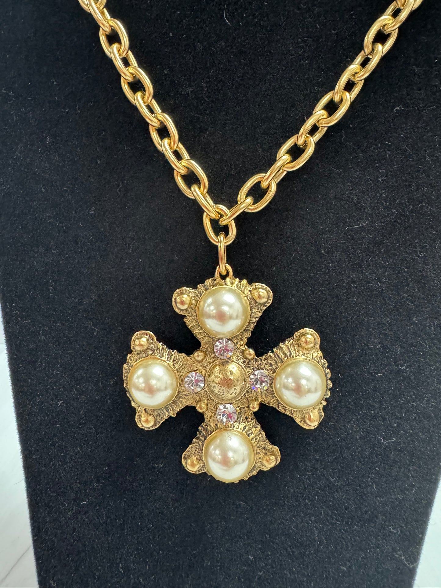The Josephine Cross-Pearl: YOCHI