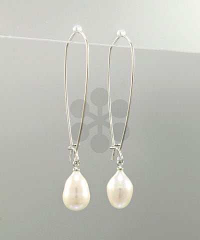 Sweet Pearl Drop Earrings