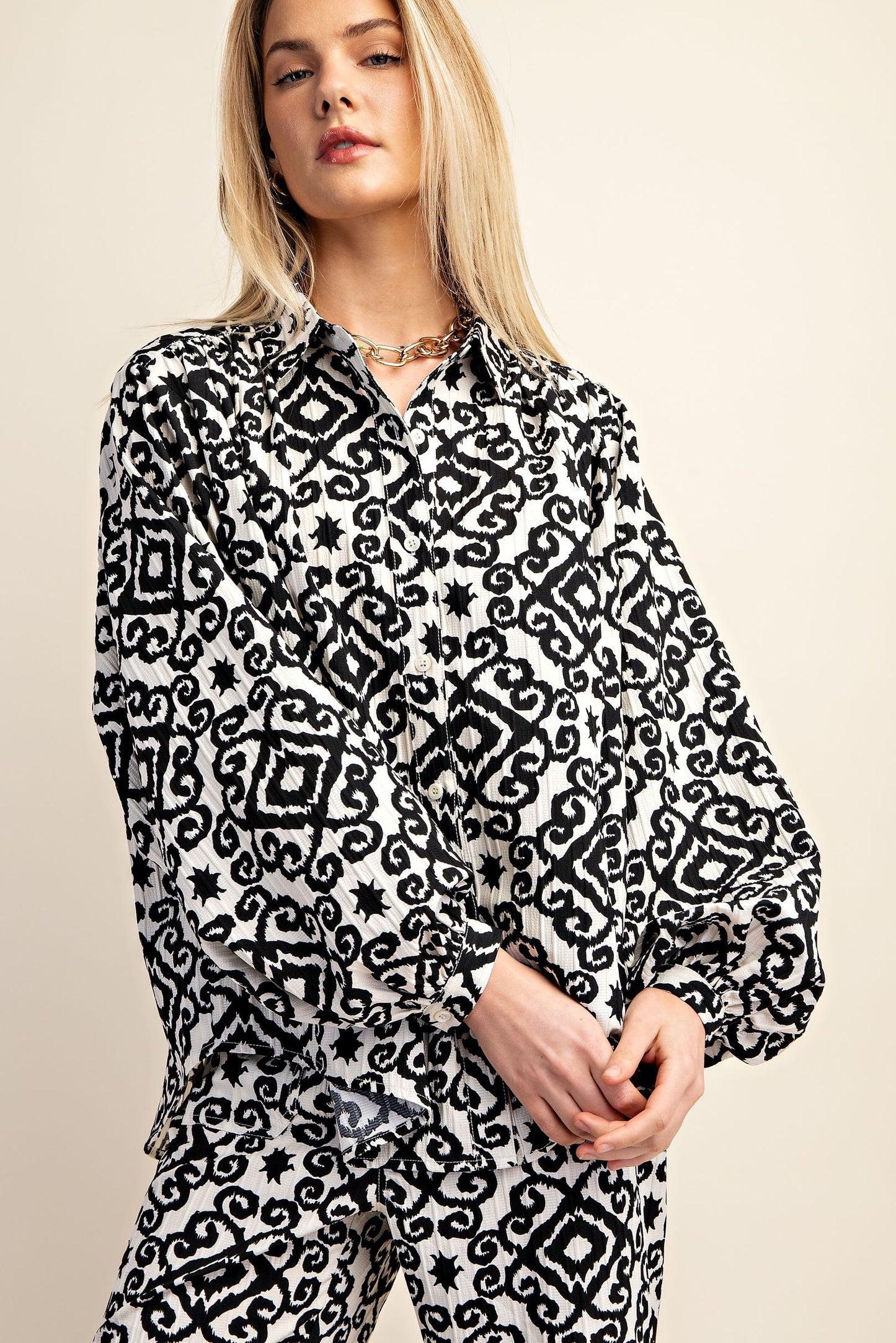 Black Geometric Top