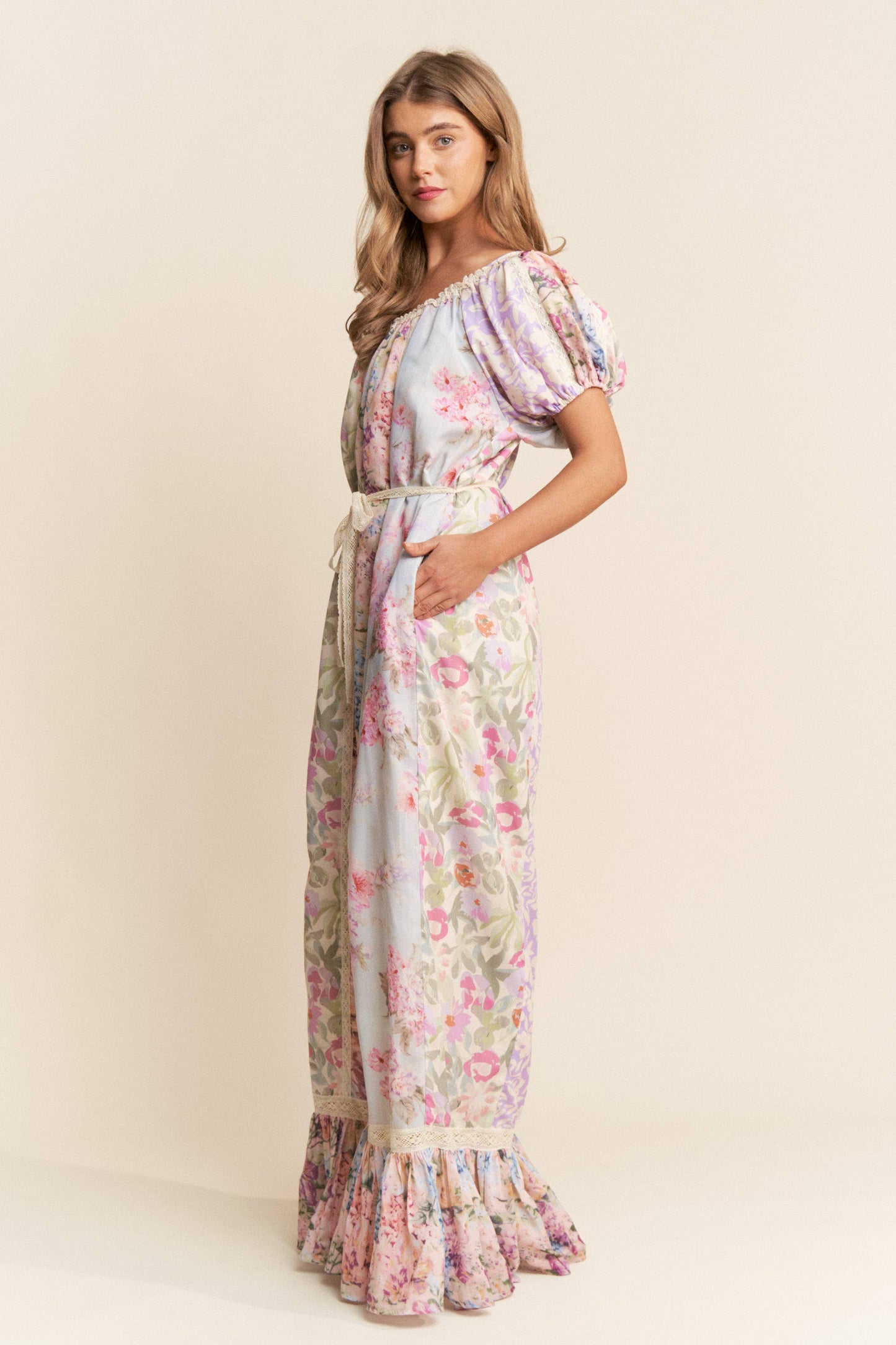 Darling Lace Trim Floral Dress