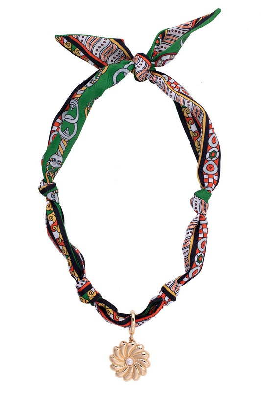 Daisy Scarf Necklace