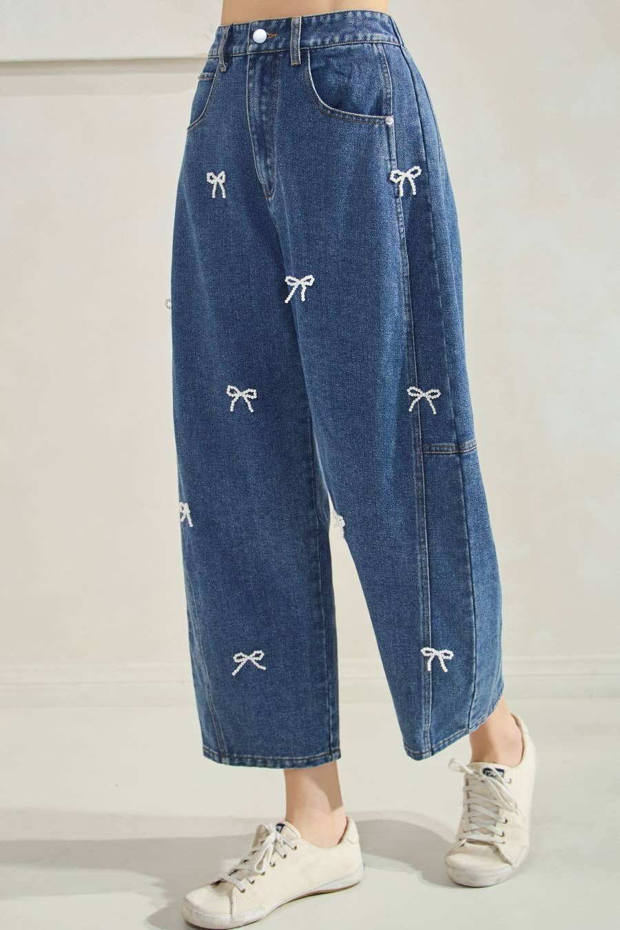 Pearl Bow Barrel Jeans