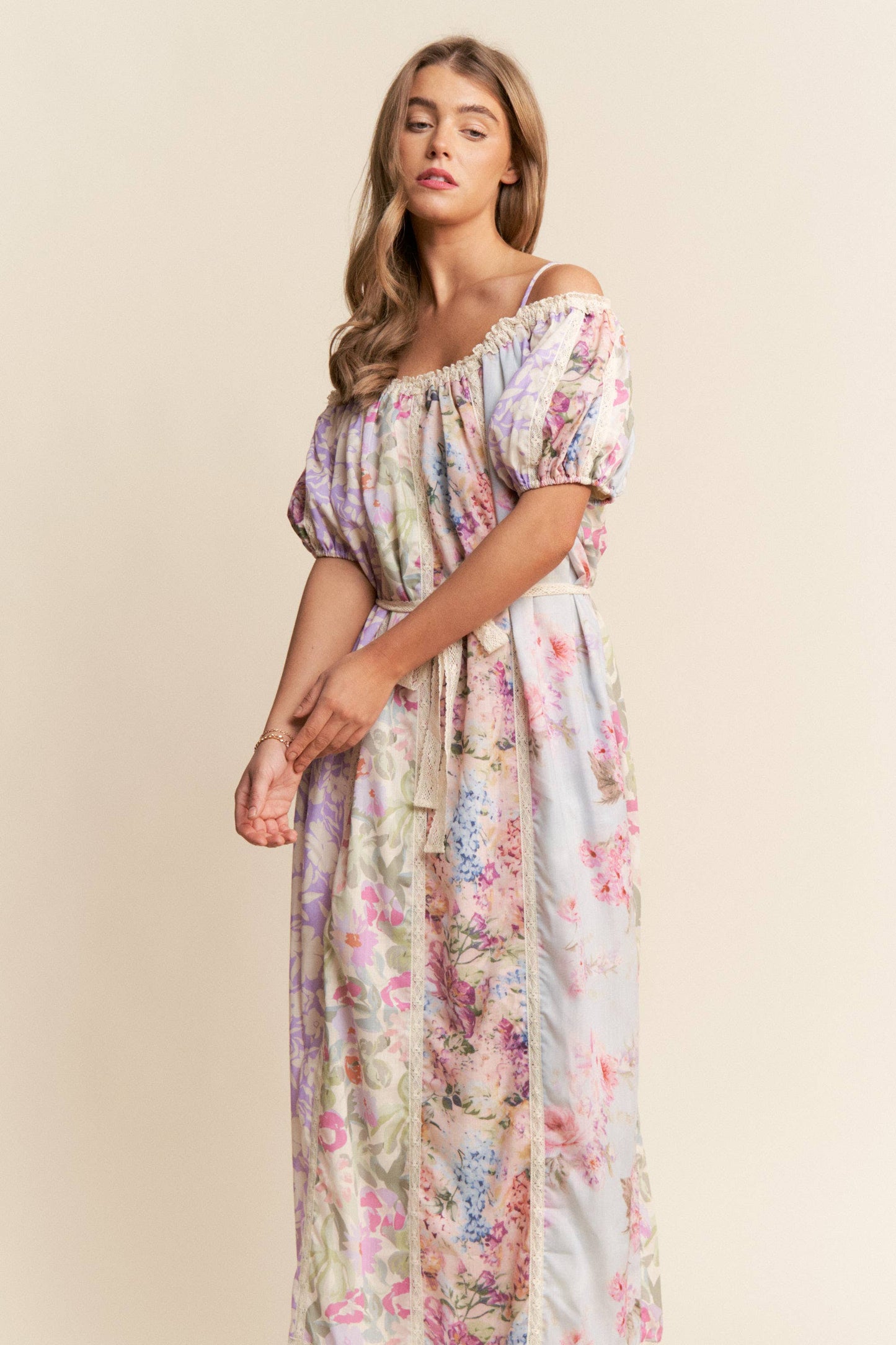 Darling Lace Trim Floral Dress