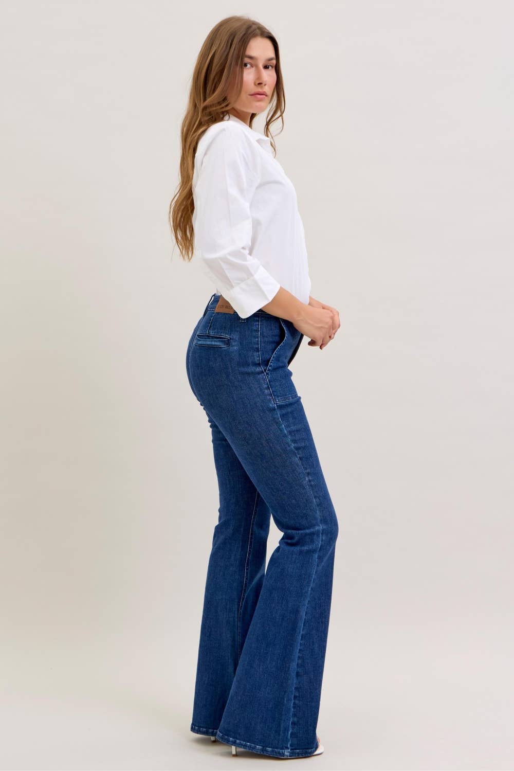 The Felicia Flare Jean: Judy Blue